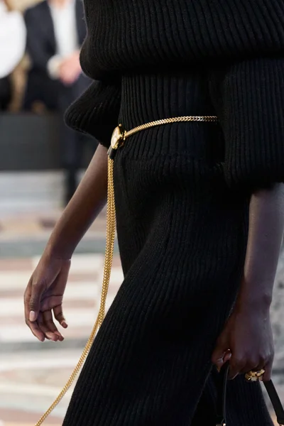 Look 104